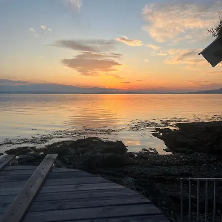 Seahouse Centrally *